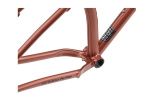 SURKRAMPUS CHESTER (2)